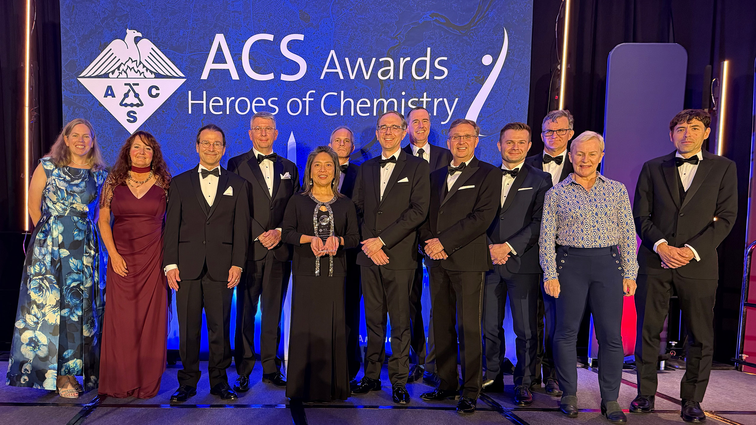ACS Heroes of Chemistry visual.